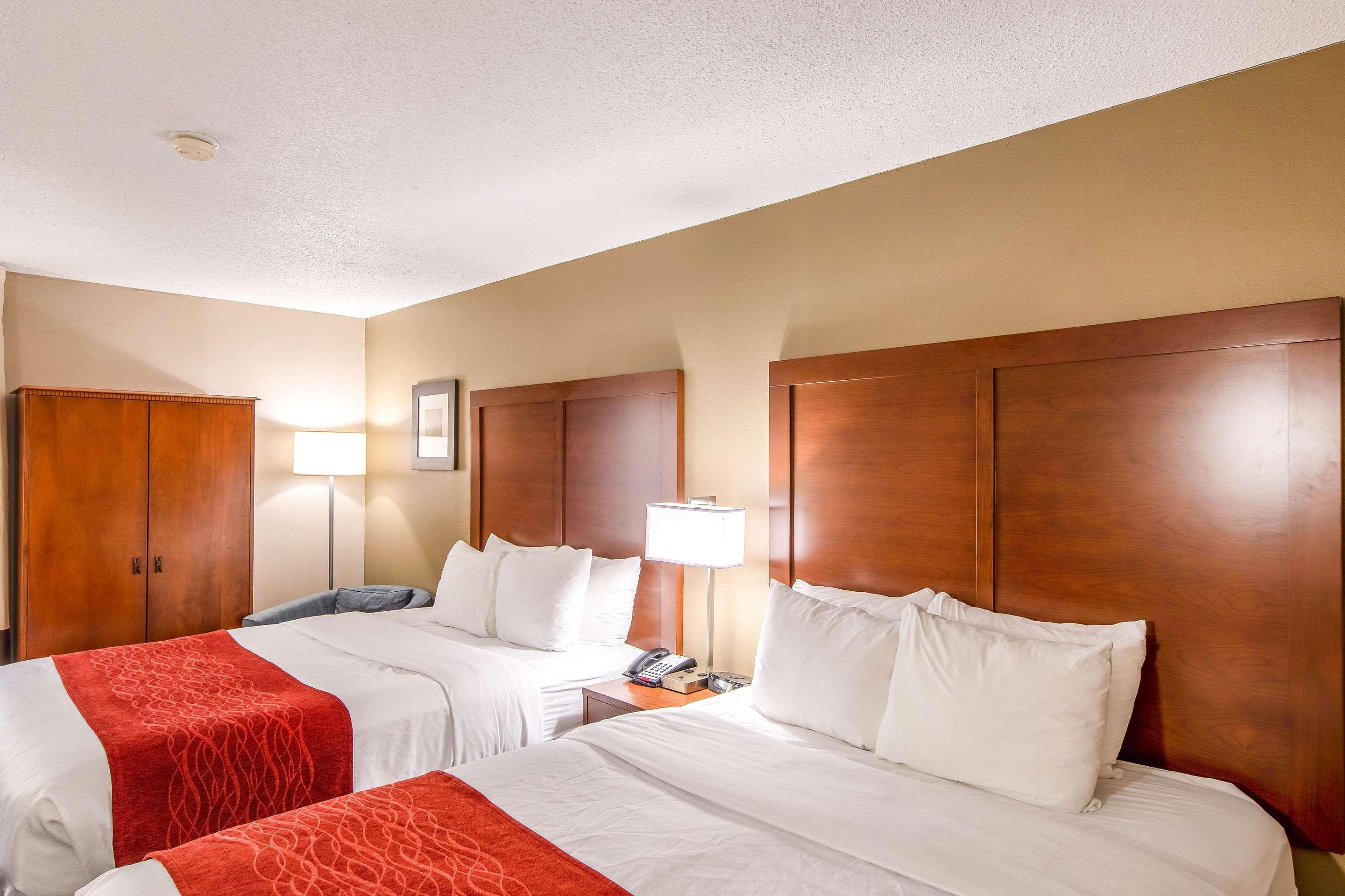 Inn Comfort - Haywood Mall